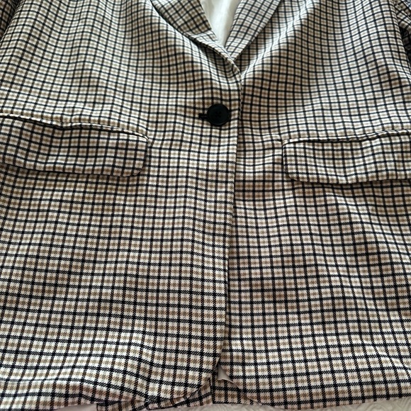 Vince Camuto Black and White Checkered Blazer - Picture 4 of 12